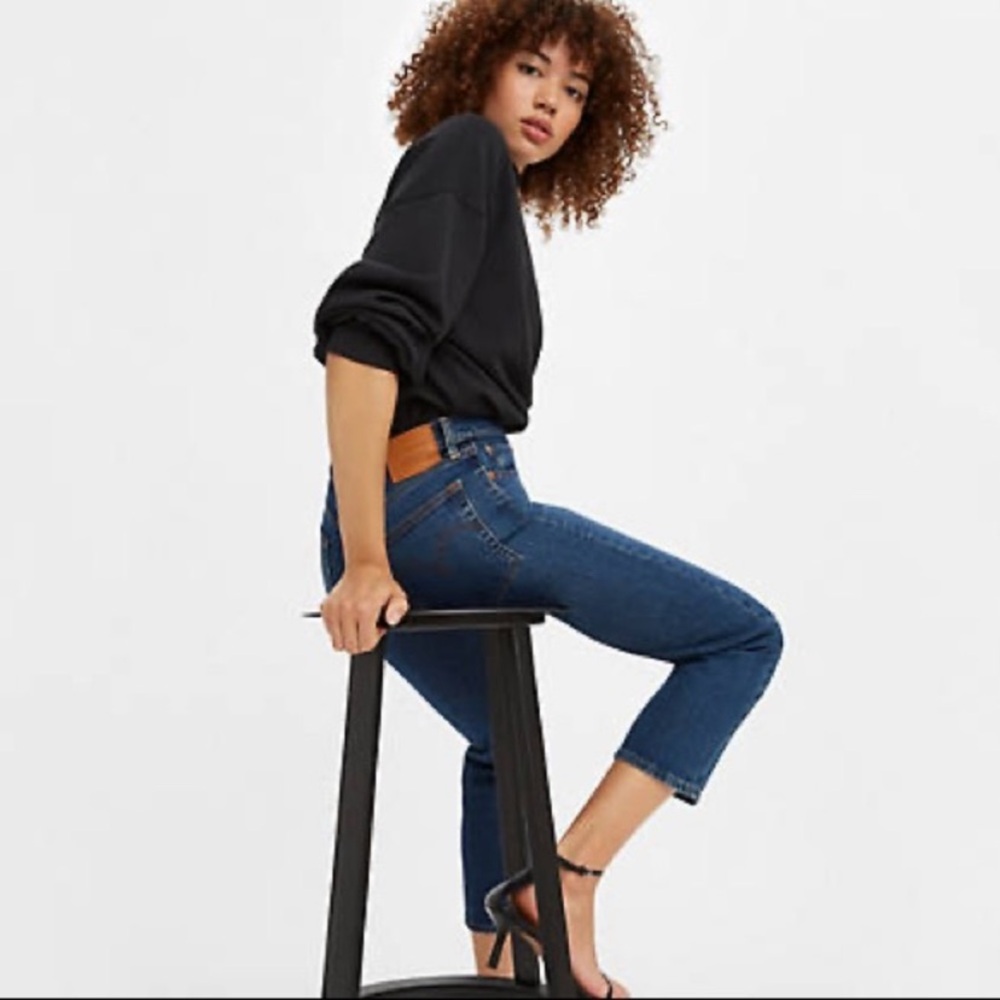 NWT Levi’s Dark Wash Wedgie Straight Leg Jeans - Picture 4 of 11